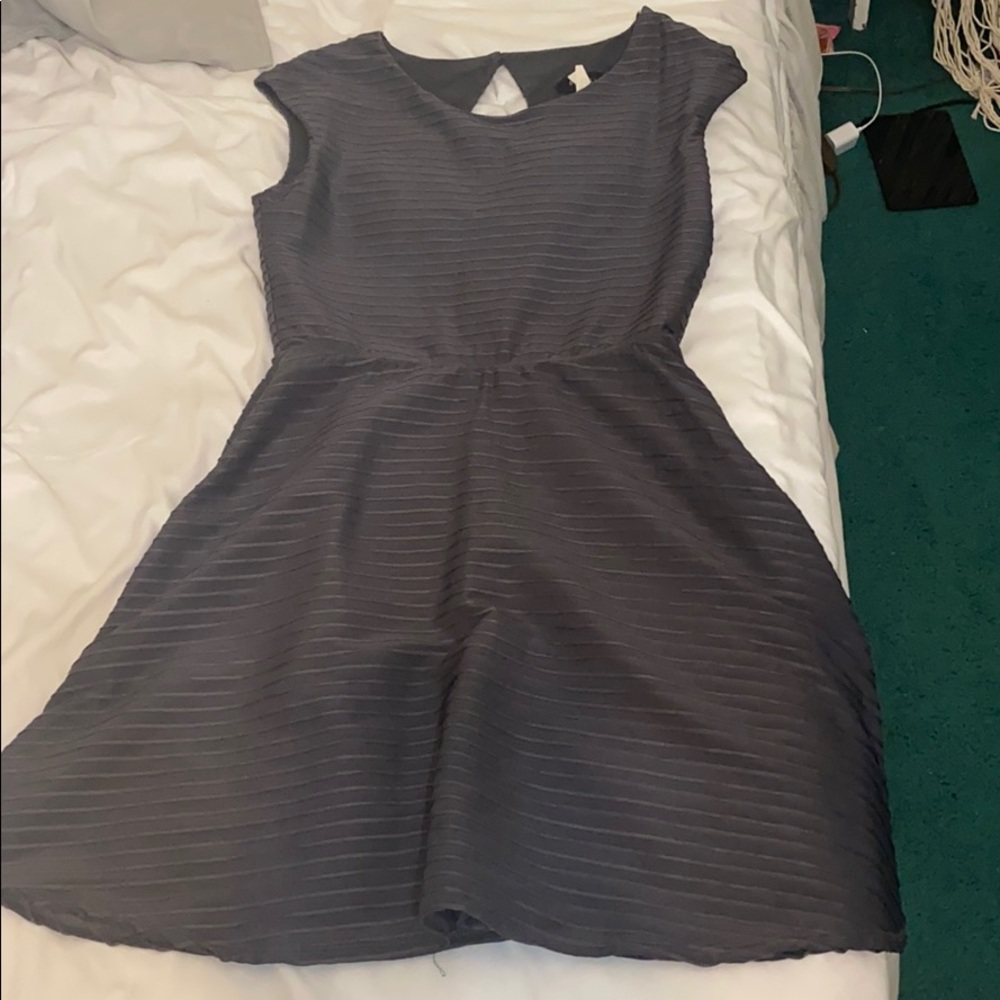 Gray A line dress with cap sleeve